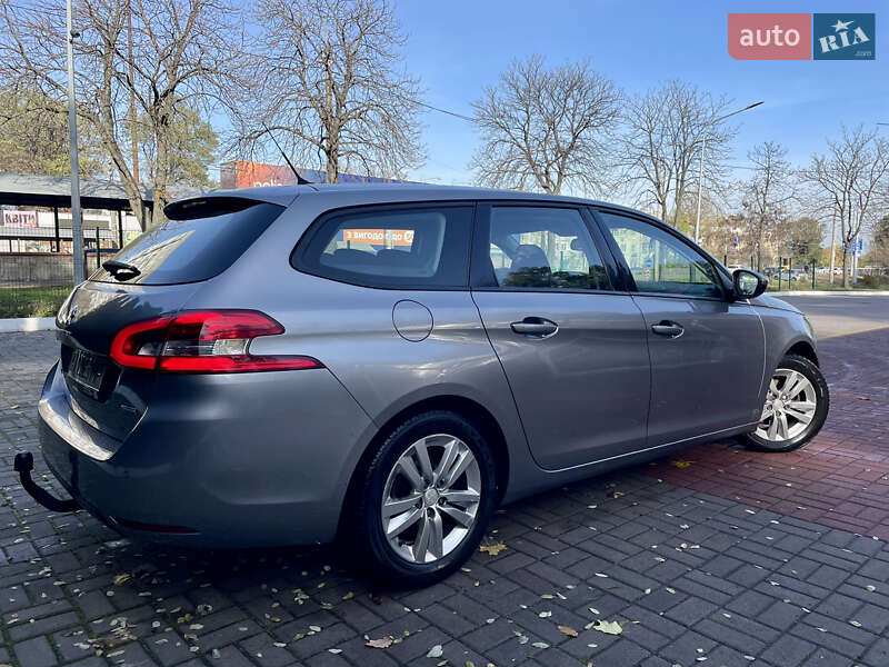 Универсал Peugeot 308 2015 в Киеве фото 19 Универсал Peugeot 308 2015 в Киеве
