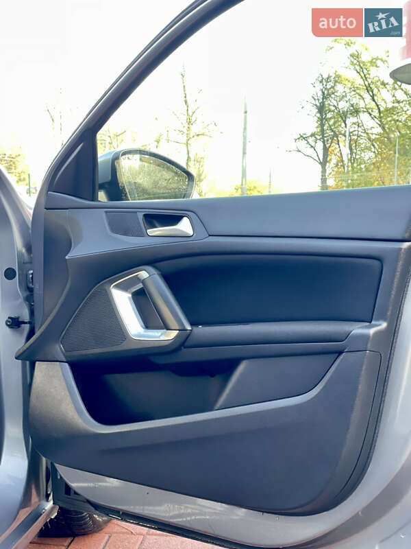 Универсал Peugeot 308 2015 в Киеве фото 23 Универсал Peugeot 308 2015 в Киеве