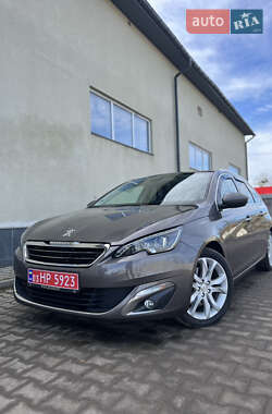 Универсал Peugeot 308 2014 в Каменке-Бугской