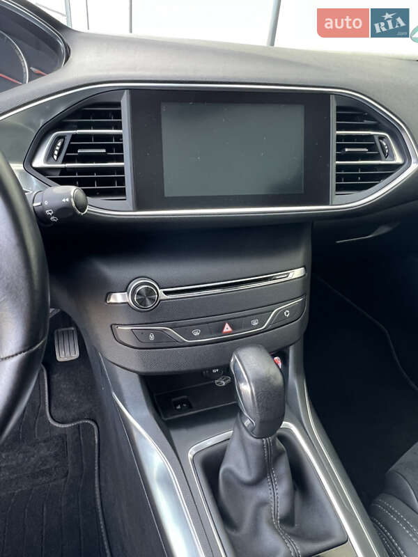 Универсал Peugeot 308 2014 в Каменке-Бугской фото 48 Универсал Peugeot 308 2014 в Каменке-Бугской