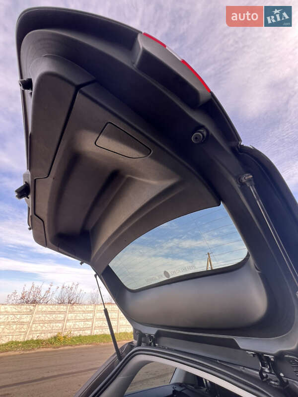 Универсал Peugeot 308 2014 в Каменке-Бугской фото 82 Универсал Peugeot 308 2014 в Каменке-Бугской