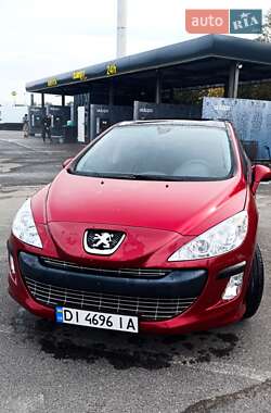 Хэтчбек Peugeot 308 2008 в Львове