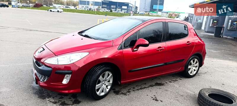 Хетчбек Peugeot 308 2008 в Львові