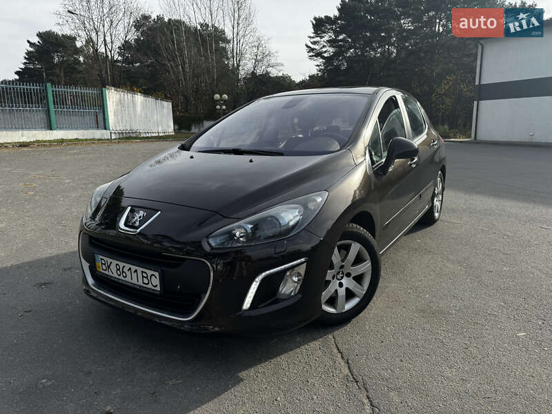 Peugeot 308 2012