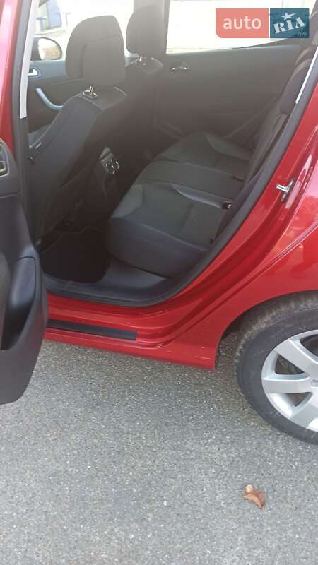 Хэтчбек Peugeot 308 2008 в Житомире