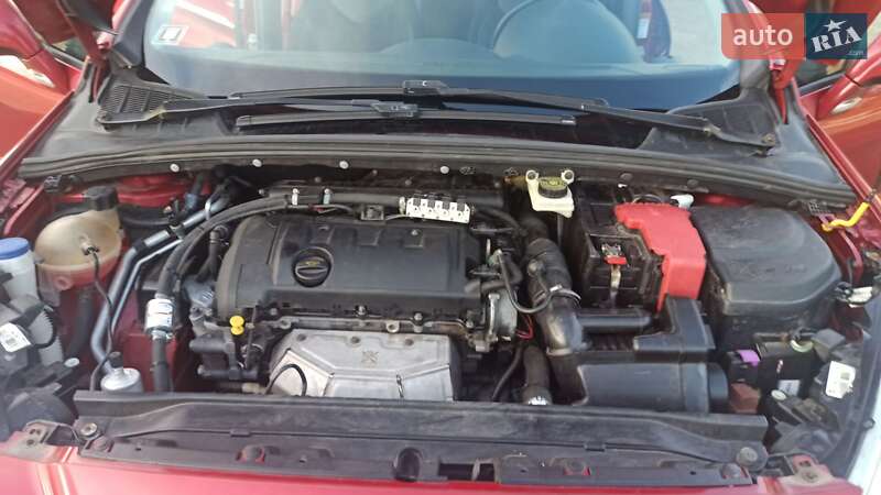 Хэтчбек Peugeot 308 2008 в Житомире