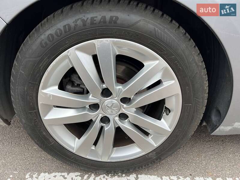 Універсал Peugeot 308 2018 в Звенигородці