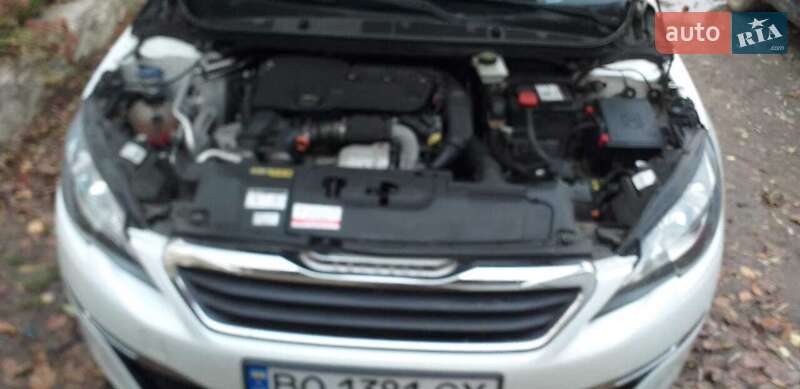 Універсал Peugeot 308 2015 в Тернополі
