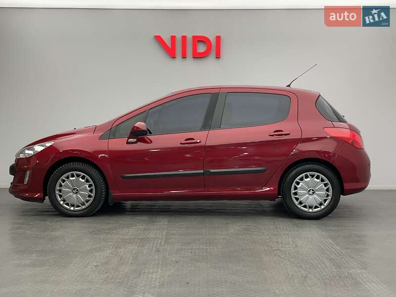 Хэтчбек Peugeot 308 2011 в Киеве