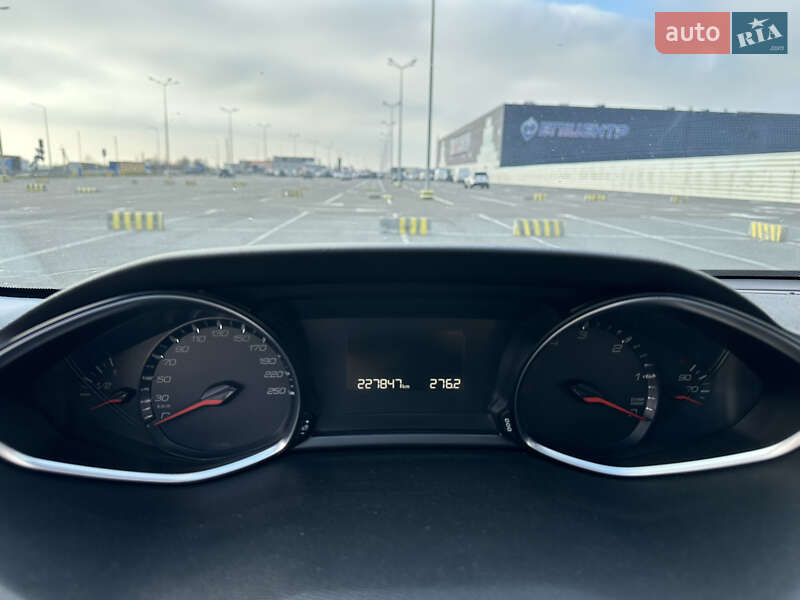 Универсал Peugeot 308 2016 в Львове