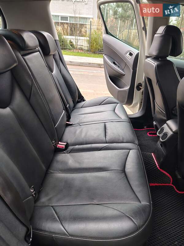 Хэтчбек Peugeot 308 2008 в Житомире фото 5 Хэтчбек Peugeot 308 2008 в Житомире