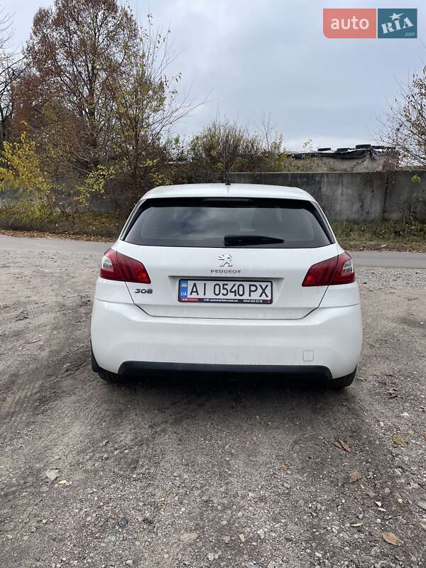 Хэтчбек Peugeot 308 2015 в Киеве фото 4 Хэтчбек Peugeot 308 2015 в Киеве