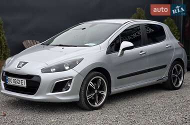 Хэтчбек Peugeot 308 2011 в Тернополе