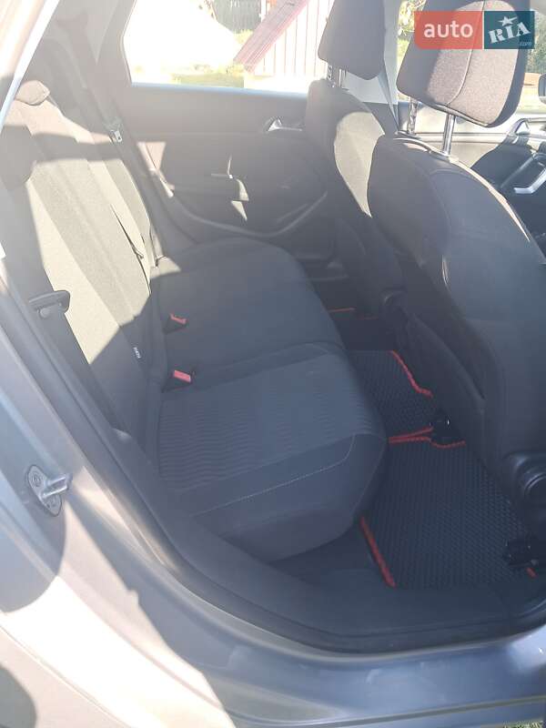 Универсал Peugeot 308 2014 в Дубно