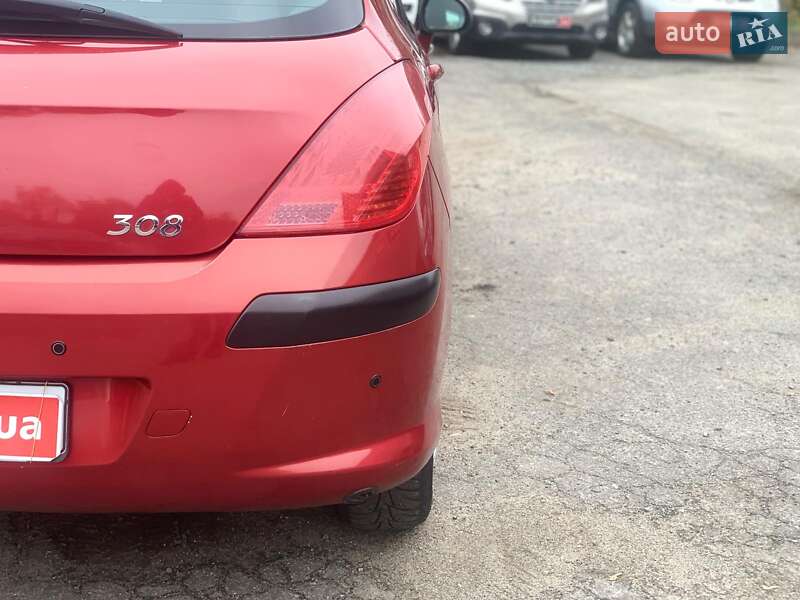 Хэтчбек Peugeot 308 2010 в Виннице
