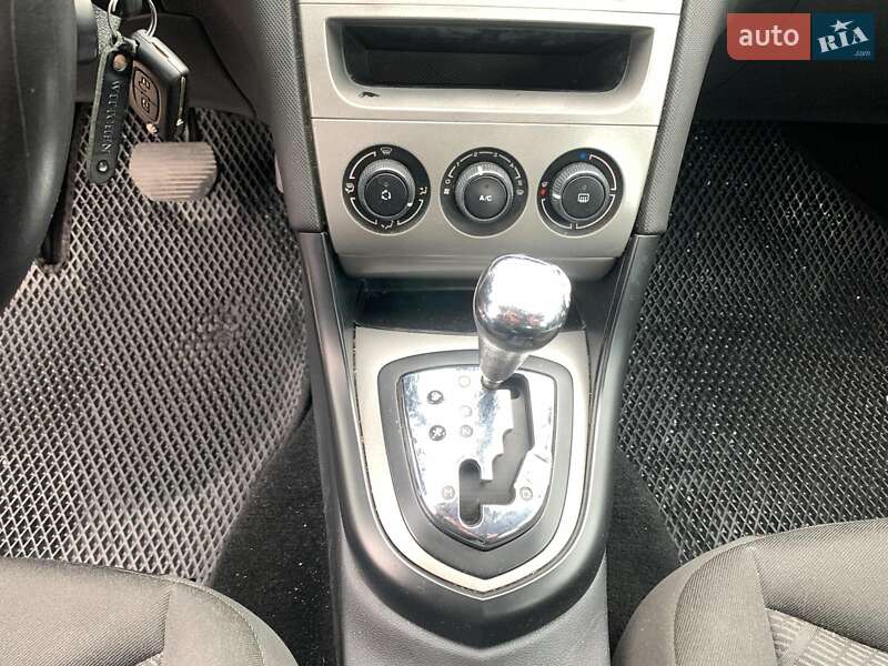 Хэтчбек Peugeot 308 2010 в Виннице