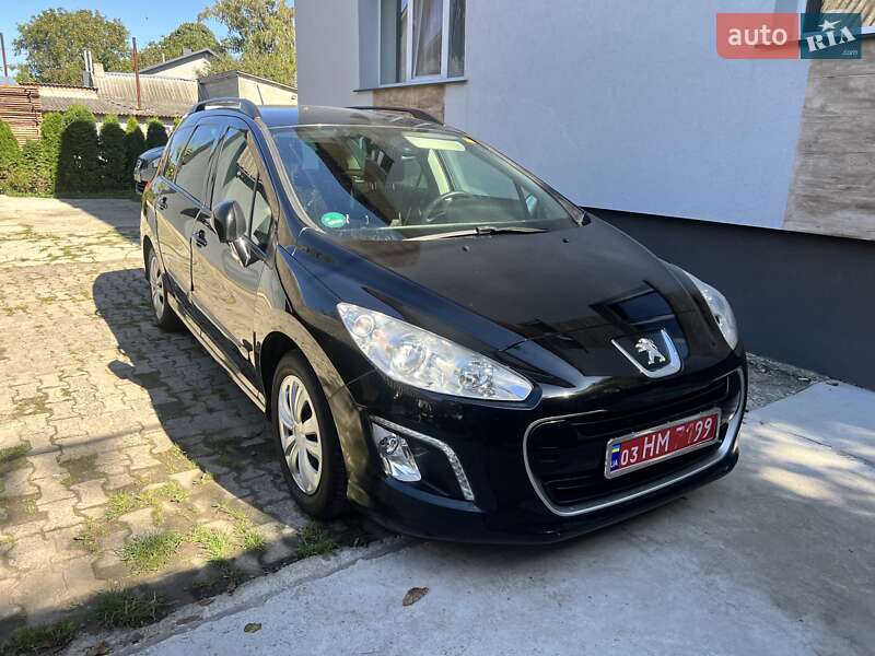 Универсал Peugeot 308 2013 в Луцке