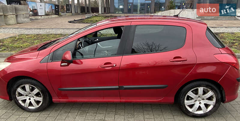 Хэтчбек Peugeot 308 2011 в Львове фото 3 Хэтчбек Peugeot 308 2011 в Львове