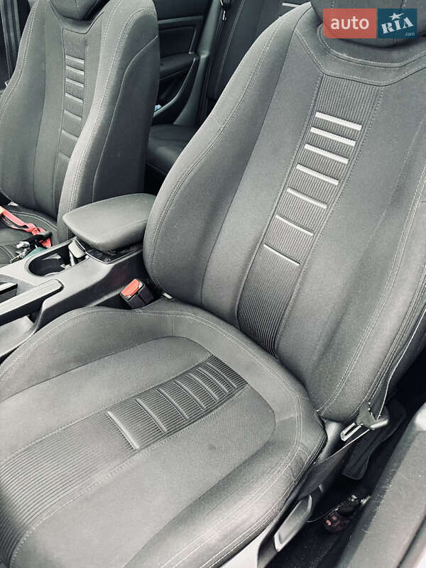 Универсал Peugeot 308 2014 в Киеве фото 21 Универсал Peugeot 308 2014 в Киеве