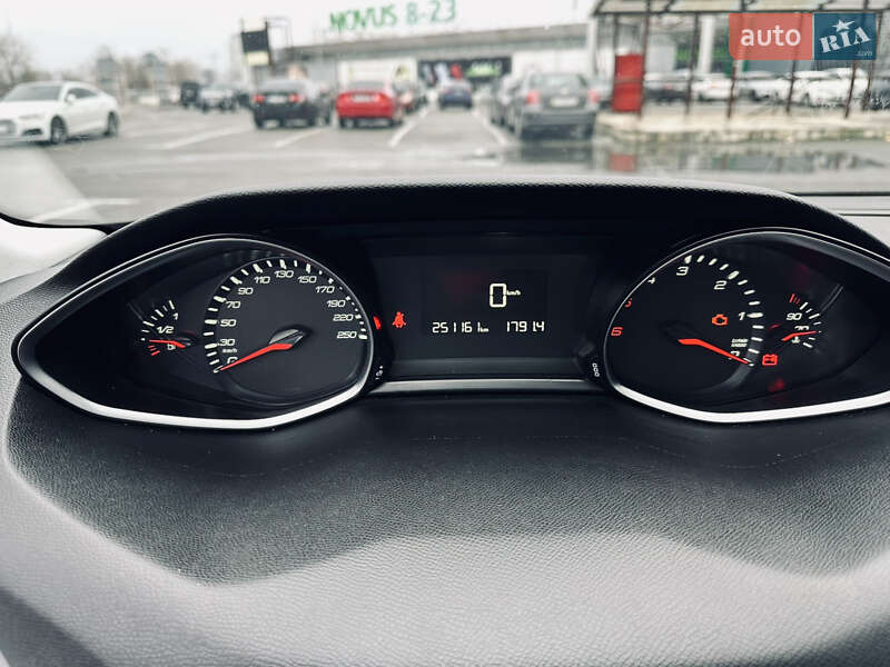 Универсал Peugeot 308 2014 в Киеве фото 24 Универсал Peugeot 308 2014 в Киеве