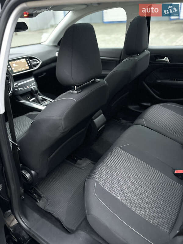 Универсал Peugeot 308 2019 в Львове фото 26 Универсал Peugeot 308 2019 в Львове