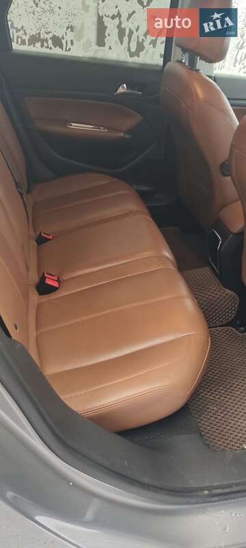 Универсал Peugeot 308 2015 в Боярке