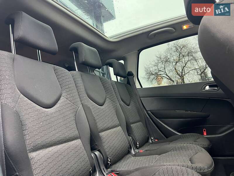 Универсал Peugeot 308 2011 в Ивано-Франковске