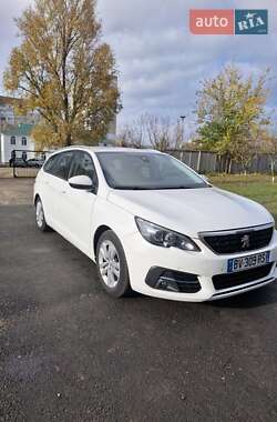 Универсал Peugeot 308 2017 в Южноукраинске