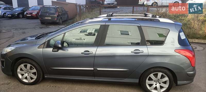 Универсал Peugeot 308 2011 в Львове