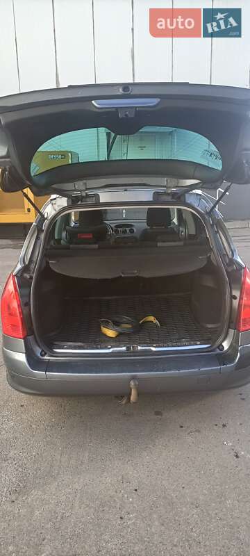 Универсал Peugeot 308 2011 в Львове