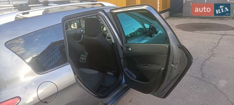 Универсал Peugeot 308 2011 в Львове