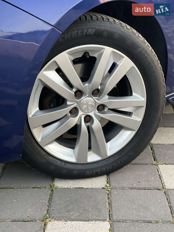 Универсал Peugeot 308 2015 в Стрые