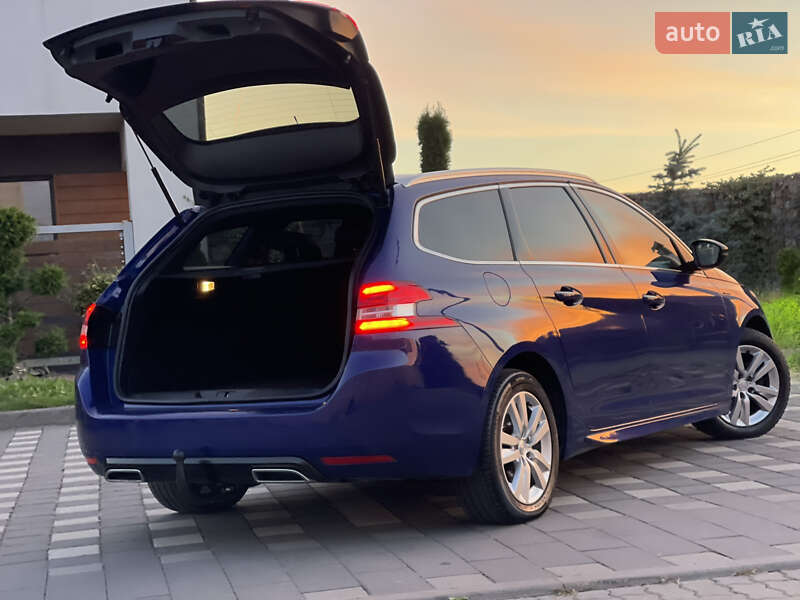 Универсал Peugeot 308 2015 в Стрые