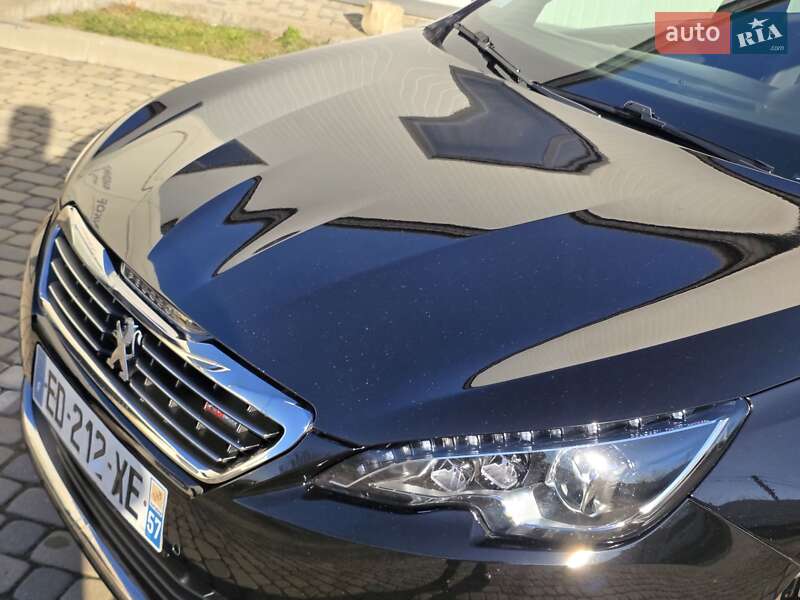 Хэтчбек Peugeot 308 2017 в Ивано-Франковске