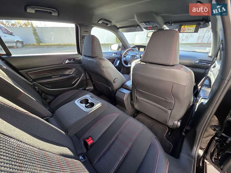 Хэтчбек Peugeot 308 2017 в Ивано-Франковске