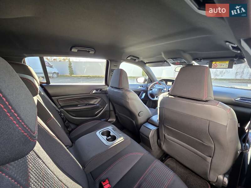 Хэтчбек Peugeot 308 2017 в Ивано-Франковске