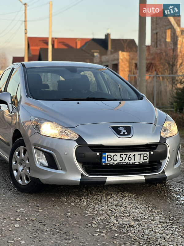 Хэтчбек Peugeot 308 2011 в Коломые