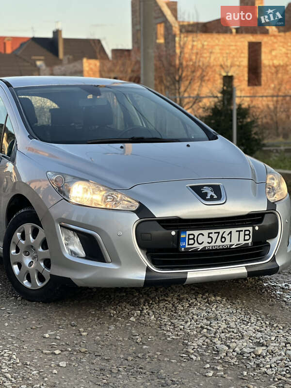 Хэтчбек Peugeot 308 2011 в Коломые