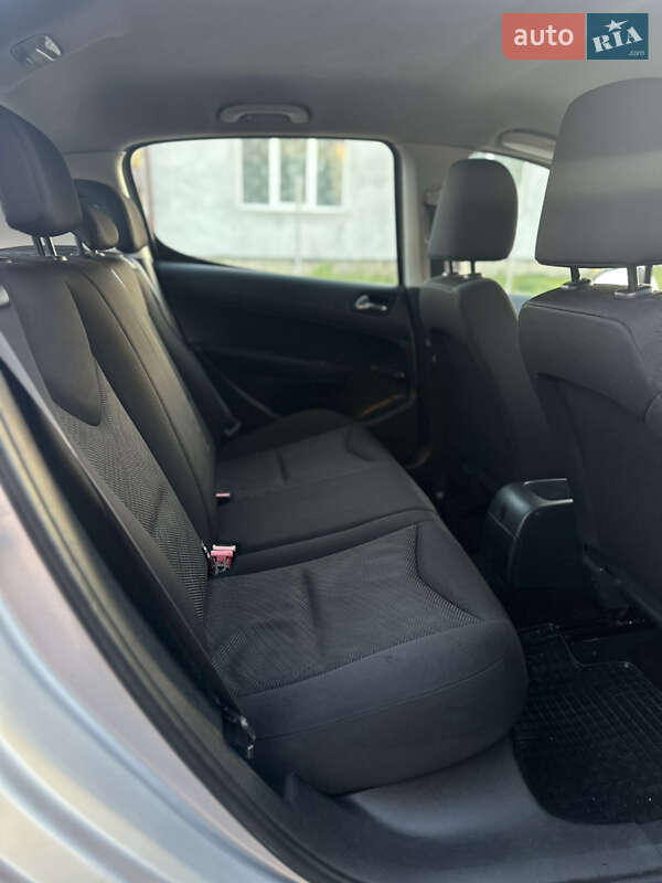 Хэтчбек Peugeot 308 2011 в Коломые