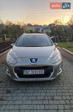 Хэтчбек Peugeot 308 2013 в Львове