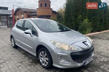 Хетчбек Peugeot 308 2011 в Дубні