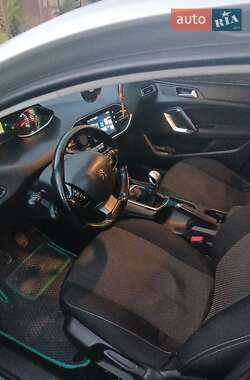 Універсал Peugeot 308 2016 в Жидачові