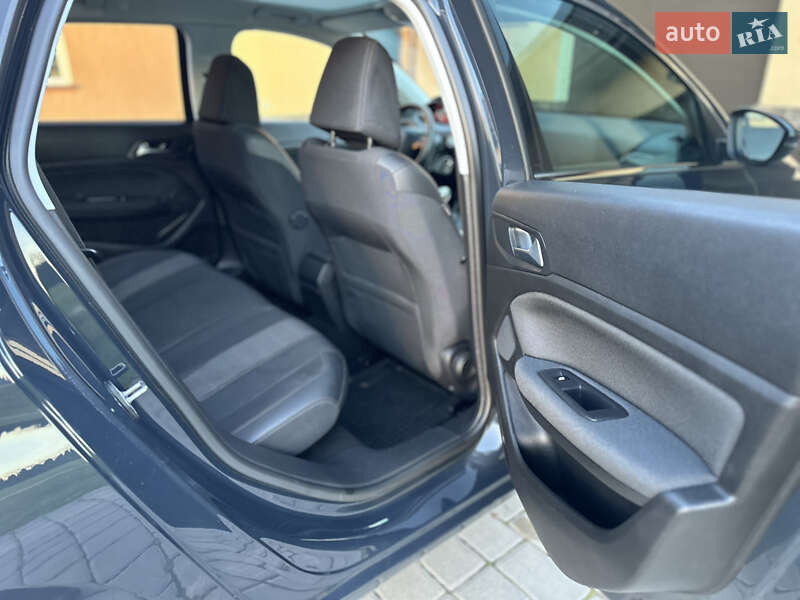 Универсал Peugeot 308 2018 в Бродах