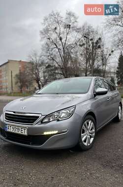 Универсал Peugeot 308 2015 в Калуше