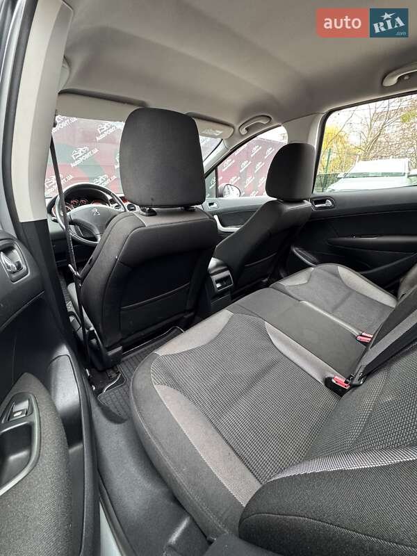 Хэтчбек Peugeot 308 2011 в Сумах