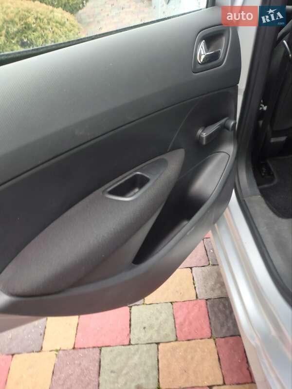 Хэтчбек Peugeot 308 2008 в Луцке фото 22 Хэтчбек Peugeot 308 2008 в Луцке