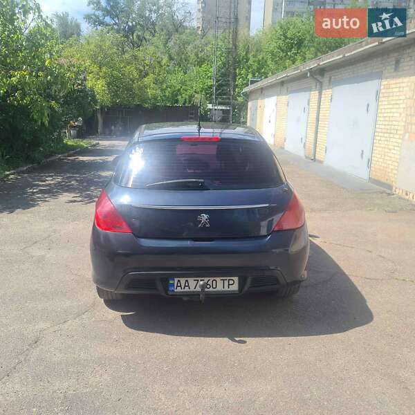 Хэтчбек Peugeot 308 2012 в Киеве
