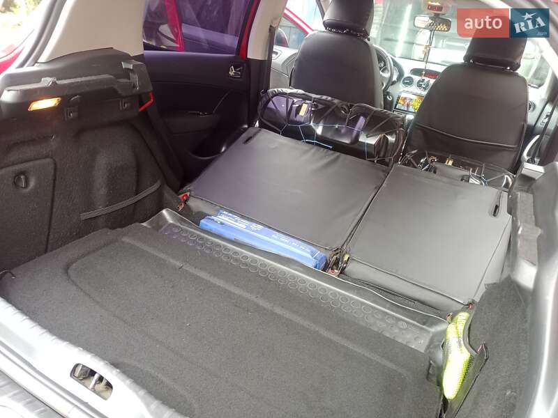 Хэтчбек Peugeot 308 2008 в Ромнах