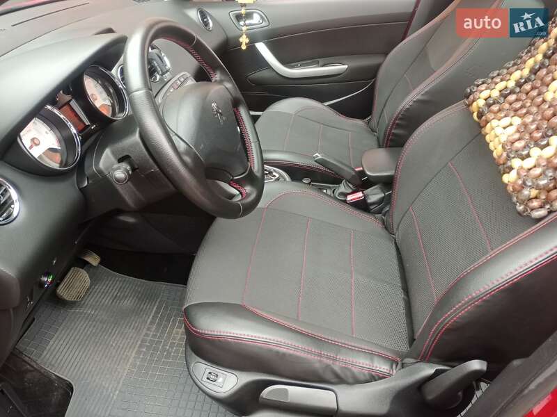 Хэтчбек Peugeot 308 2008 в Ромнах