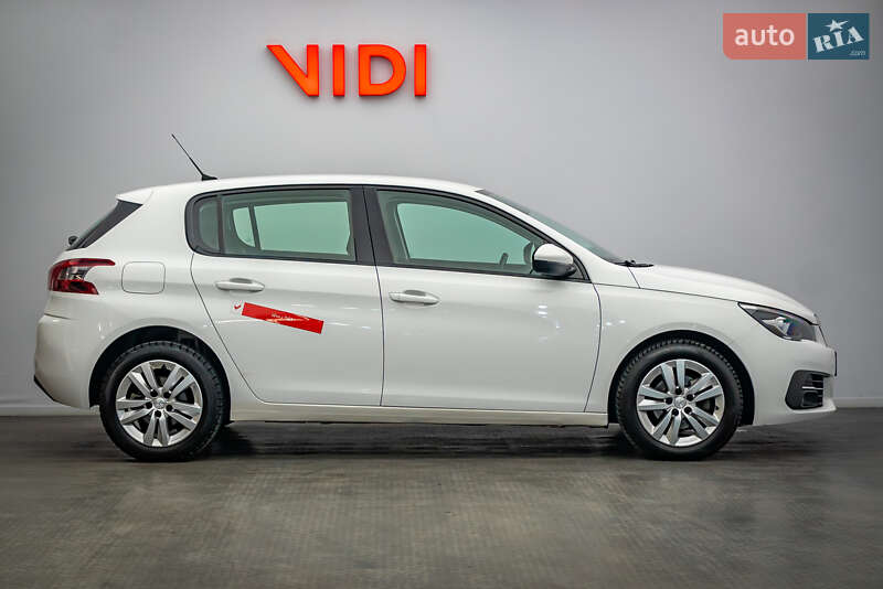 Хэтчбек Peugeot 308 2020 в Киеве
